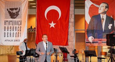 Ayvalık Atatürkçü Düşünce Derneği’nden Dayanışma Yemeği