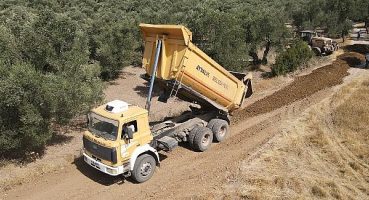 Ayvalık Zeytinlikler Arası Yollar Hasata Hazır