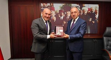 Başkan Soyer’den müftülüğe hayırlı olsun ziyareti