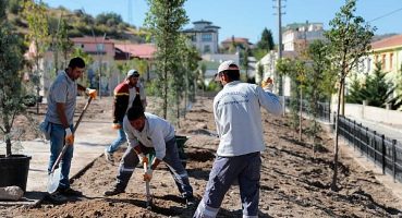 Fatih Sultan Mehmet Mahallesi’ndeki yeni parkın yapımı sürüyor