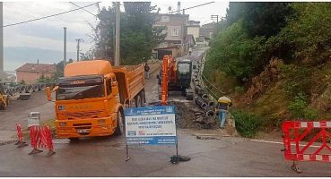 İzmit Serdar Mahallesi Orkide Sokak’ta Altyapı Hatları Yenileniyor