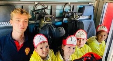 Minik öğrencilerden itfaiyeye ziyaret