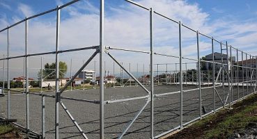 Şevkatiye Parkı’nda zemin betonları atıldı