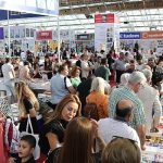 antalya-kitap-fuarinin-5nci-gununde-de-ziyaretci-rekoru.jpg