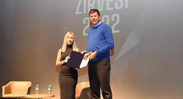 Başkan Odabaşı Başarısızlık Zirvesi’nde Gençlere Seslendi: En İyiyi Hedefleyin