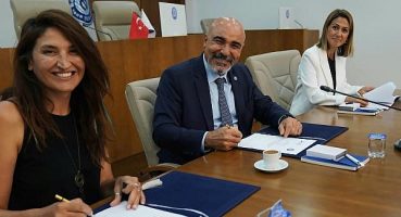 Ege Üniversitesi ile İl Göç İdaresi göçmenlerin topluma uyumu için el ele verdi