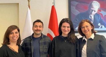 EÜ Eczacılık Fakültesi öğrencileri uluslararası arenada Ege’yi temsil ediyor