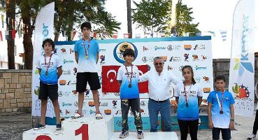 Geleceğin denizcileri ödüllerini aldı