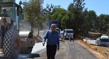 Kaş Sinneli grup yolu asfaltlanıyor