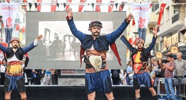 Konak’ta Cumhuriyet Bayramı  Coşkusu her yerde