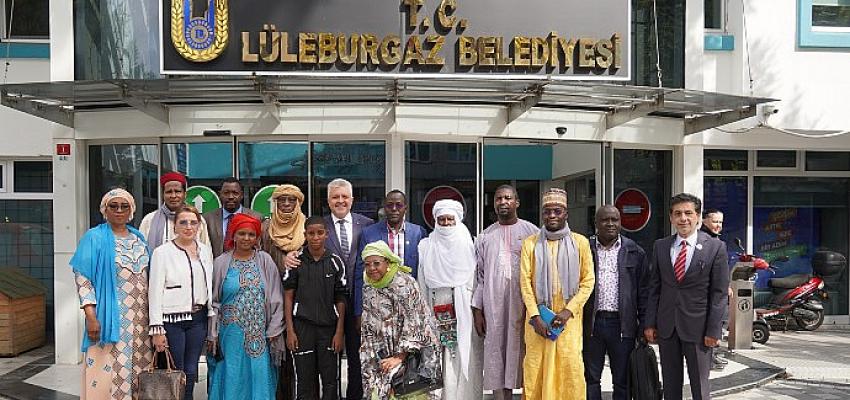 nijer-heyeti-luleburgazdaydi.jpg