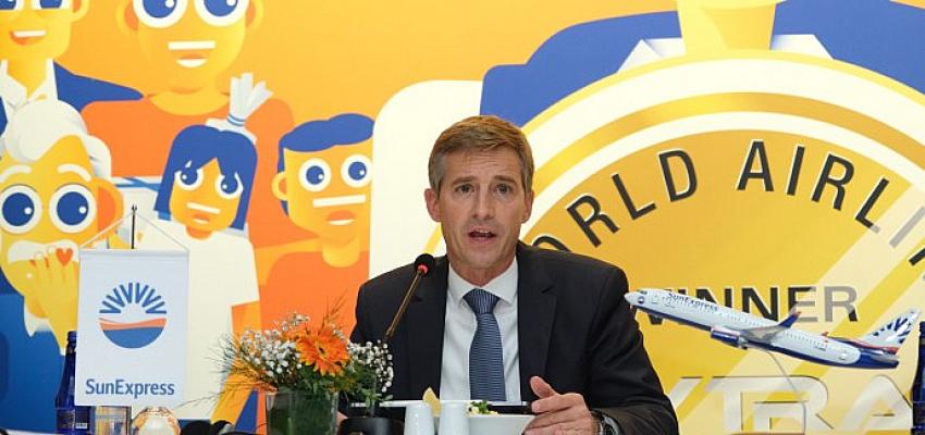 sunexpress-2022de-10-milyon-yolcu-hedefini-asacak-kis-sezonu-icin-15-yeni-rota-ile-ucus-aginda-rekor-buyume-planliyor.jpg