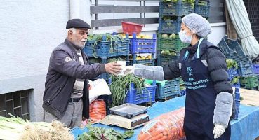 Aydın Büyükşehir Belediyesi Sabahları Sıcak Çorba İkramı Başladı