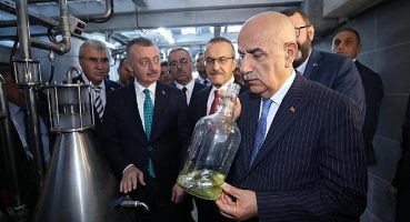Bakan Kirişci’den distilasyon tesisine tam not