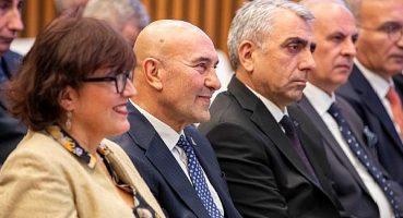 Bu kongre ile yüz yıllık Cumhuriyet mirasına sahip çıkıyoruz