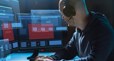 Finans sektörü ve savunma sanayi   hedef tahtasında