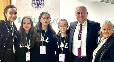 Gelecek Gençlerle Gelecek