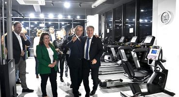 Karaca’dan Başkan İduğ’a övgü