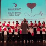 kizilay-haftasinda-golcuklu-ogrenciler-odullendirildi.jpg