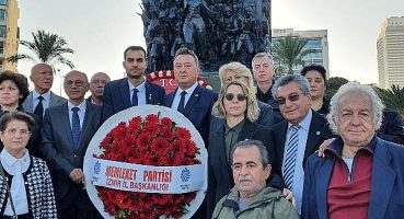 Memleket Partisi İzmir İl Başkanı Cüneyt Oğuz Atatürk’ü Andı