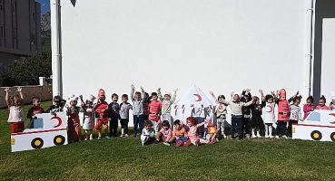 Minik öğrencilerden Kızılay Haftası etkinliği