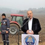 mudanya-belediyesi-bugday-tohumlarini-toprakla-bulusturdu.jpg