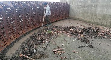 Atık tutucu sistem ile çöplerin denize ulaşması engelleniyor