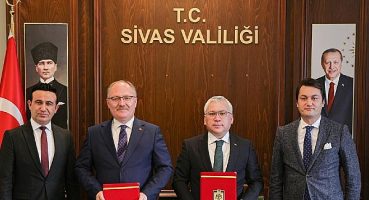 Sivas Belediyesi’nden Eşi Vefat Etmiş 12 Aileye Konut Desteği