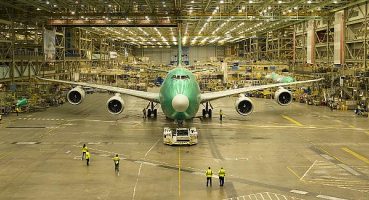 Son 747 uçağı, Boeing Everett Fabrikası’ndan ayrılıyor
