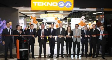 Teknosa, İstinyePark mağazasını müşteri odaklı yeni konsepte dönüştürdü
