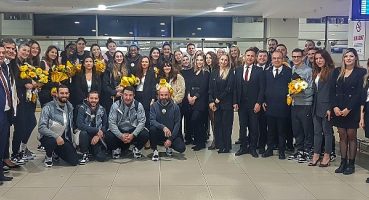 VakıfBank, Kulüpler Dünya Şampiyonası için Antalya’ya gitti
