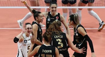 VakıfBank, PTT’ye set vermedi