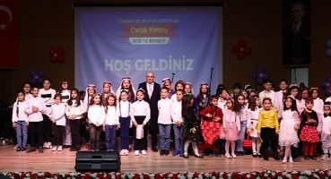 Çocuk Korosundan Yeni Yıl Konseri