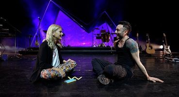 Mabel Matiz;  “Tarkan'ın “Ölürüm Sana" Şarkısını Doksanlı Yıllardan Kurtarırdım"