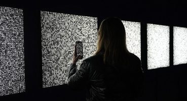 Paribu partnerliğinde gerçekleşen “Seçici İletken" sergisi başladı