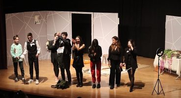 Kınıklı Gençler 2023 Yılı Gençler Arası Tiyatro Yarışması'nda Sahne Aldı