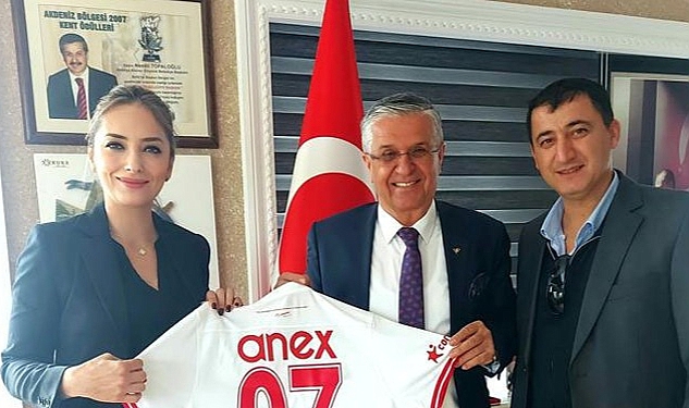 antalyaspor-proje-muduru-burcu-zaman-kemer-belediyesinde.jpg