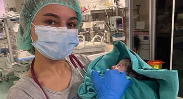 Depremzede aile bebeklerine İzmirli doktorun adını verdi