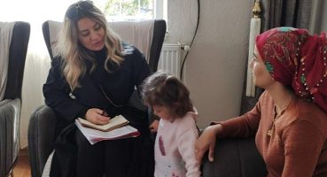 Kınık Belediyesi'nden depremzedelere psikolojik danışmanlık hizmeti