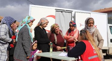 Kızılay, Mobil Sağlık Araçlarıyla 20 Bin Afetzedeye Sağlık Hizmeti Verdi