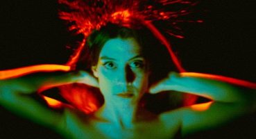 Karanlıkta Kadınlar Sarı Görünür, Tiyatroseverler İle Buluşmaya Devam Ediyor