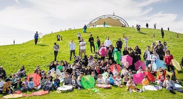 Marshall, 23 Nisan kapsamında depremzede çocuklara uçurtma etkinliği düzenledi