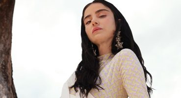 Özge Gürel “Aşk, Hayatımıza Gerçekten Sihir Katıyor ve Sadece İkili İlişkilerde İndirgenmesi Haksızlık"