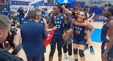 Prag'da Türk bayrağına karşı çirkin tavır