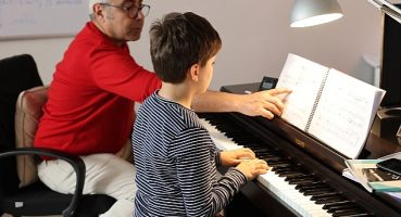 Zülfü Livaneli Kültür Merkezi'nde Hem Sanat Hem Yoga