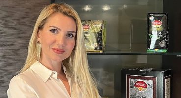 38 yıldır tarım sektöründe hizmet veren Doğuş Çay, her yıl 70 bin çiftçi ile çalışıyor