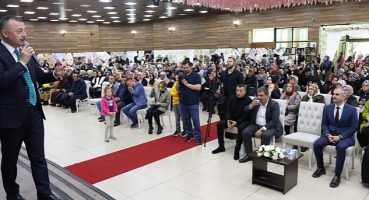 Çayırova sergisine sürpriz ziyaretçi