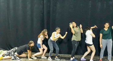 Karşıyaka Belediye Tiyatrosu yaz kursu kayıtları başladı!