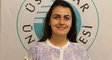 Sadece eğitim almış kişiler boğulana yardım etmeli! Havuzda da olsa çocuklar suda yalnız bırakılmamalı!