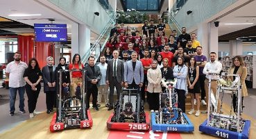 Teknopark İstanbul öncülüğünde Robocube Off-Season 2023 robot yarışması gerçekleştirildi